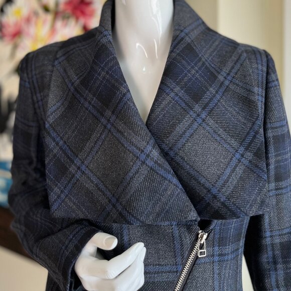 Periphery Wool Blend Plaid Blazer - Size 8 / Medium - Picture 3 of 11